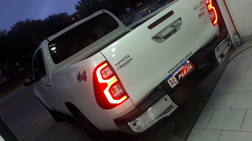 Toyota Hilux 2021 2.8 Cd Srx 177cv 4x4