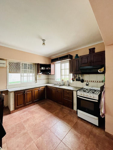 Casa En Berisso A Metros Montevideo (19 Y 170)
