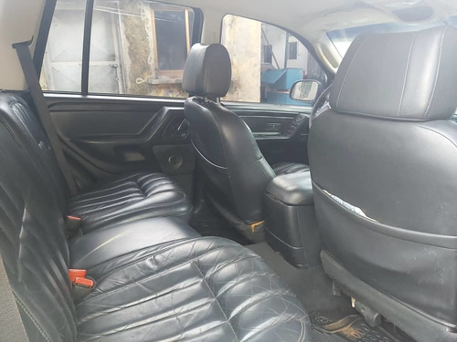 Jeep Grand Cherokee Laredo 4x4