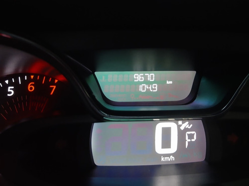 Imagem 9 de 13 de Renault Captur 1.6 16v Sce X- Tronic Bose