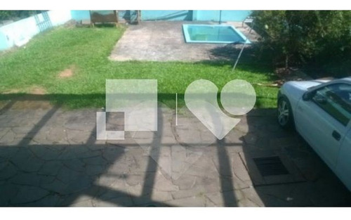 Ótima Casa, Tipo Sobrado, 4 Dormitórios, Suíte, Churrasqueira E Amplo Pátio. - 28-im411306
