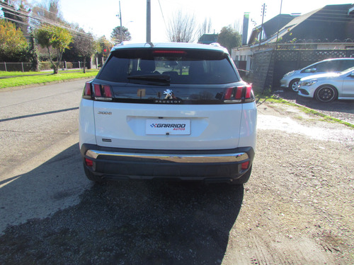 Peugeot 3008 ALLURE BLUEHDI 1.5 AUT