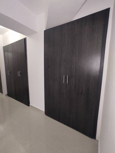 Imagen 12 de 14 de Alquila Hermoso Apartamento A Estrenar Sin Amoblar Urb. La Chimenea Andres Peña