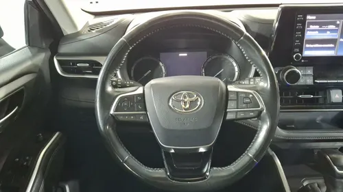 Toyota Highlander 3.5 XLE AUTO