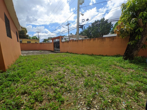Alquilo Casa En Villa Mella