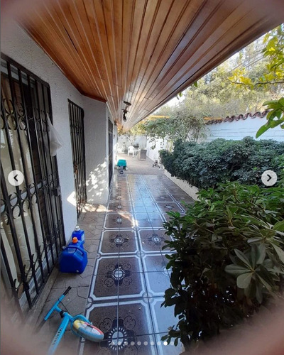 Amplia Casa En Maipú, 3d 2b Y 3 Estacionamientos