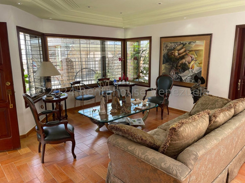 Casa Quinta En Venta Con Piscina Planta Eléctrica Excelente Distribución Cocina Empotrada Seguridad Dos Niveles Nela 24-21124