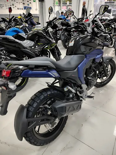V-strom 160