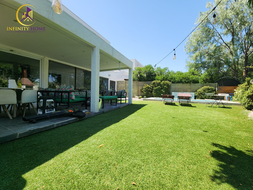 Excelente Propiedad Condominio Jardín Oriente