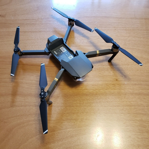 Imagen 2 de 10 de Mavic Pro Fly More Combo + Accesorios
