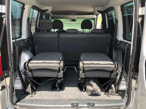 Fiat Doblo 2020 1.8 16v Essence 7l Flex 5p