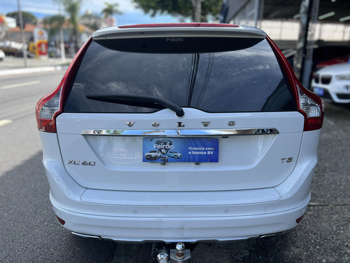 Volvo XC60 2.0 T5 DYNAMIC FWD TURBO GASOLINA 4P AUTOMÁTICO