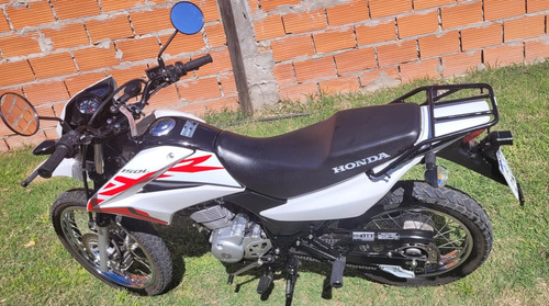 Honda Xr 150 L Color Blanca Motor 10 Puntos 16.0000 Km Titul