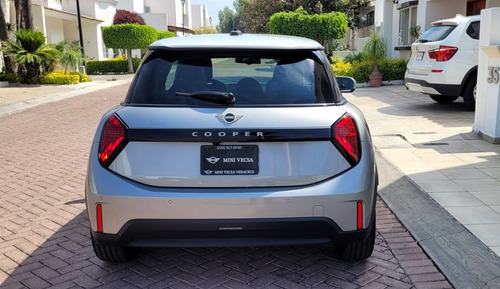 Mini Cooper C 3 Puertas 2025, Esta Nuevo. Solo 2,000 Kms