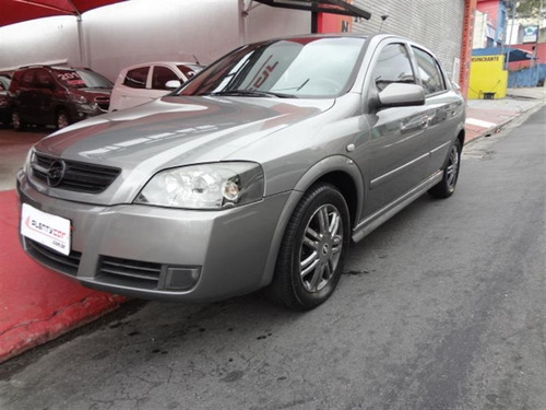 Chevrolet Astra 2.0 Mpfi Cd 8v Gasolina 4p Manual 2004/2004