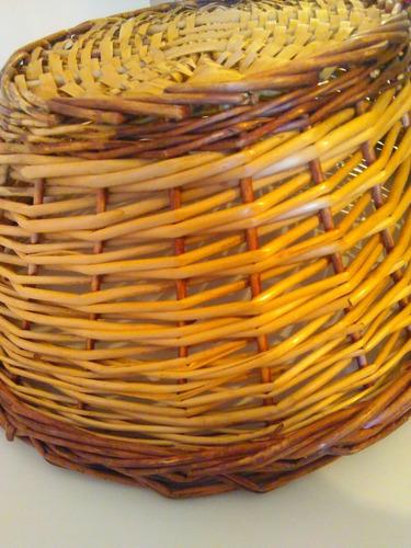 Cesta De Mimbre Grande Sin Asa. Única Disponible