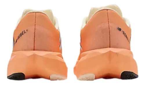 Tenis Running New Balance Fuelcell Rebel V4 Naranja Hombre M