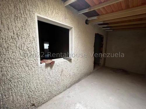 Imagen 22 de 27 de Townhouse En Venta Conj Resid Karol Home Ii, Prolongación Av. Aragua 23-12730 Hc