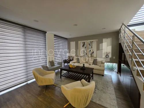 Casa En Renta En Altozano, Con 4 Recámaras, 4 Baños Y Fire Pit