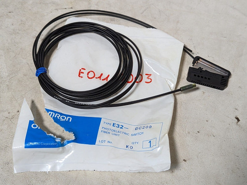 Omron E32-dc200 2m Photoelectric Switch Fiber Unit Ccf