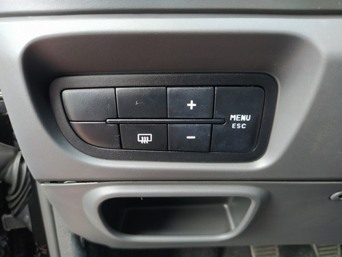 Imagem 11 de 12 de Fiat Grand Siena 1.4