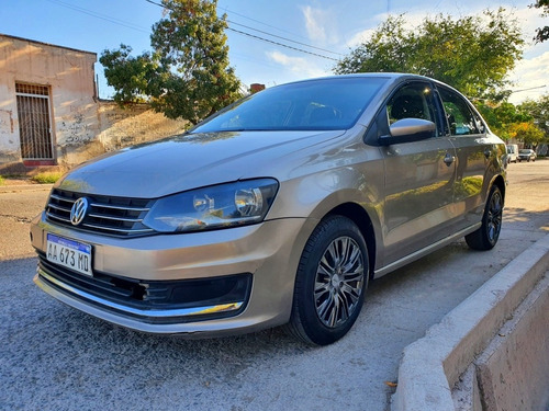 Volkswagen Polo 1.6 Comfortline 2016