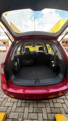 Kia Carens 2.0 Rondo Ex