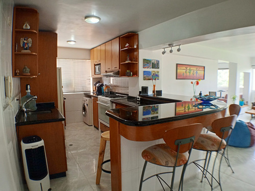 Imagen 12 de 23 de Venta Apartamento 98m2 2h/2b/1pe Santa Paula 4014
