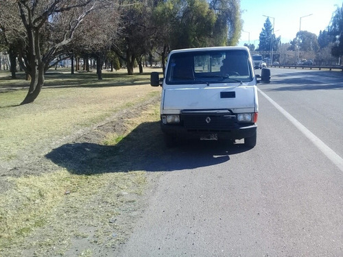 Imagen 8 de 11 de Renault Trafic Tipo Rodeo