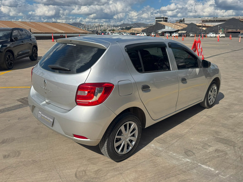 Renault Sandero 1.0 AUTHENTIQUE 16V FLEX 4P MANUAL