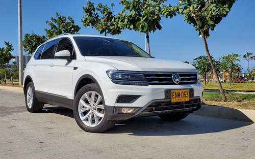 Volkswaagen Tiguan Allspace Comfortline 2.0 Tsi 4x4