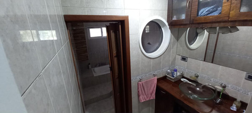 Imagen 20 de 25 de Local Comercial Con Fondo De Comercio En Venta Mas Casa De 4 Ambientes