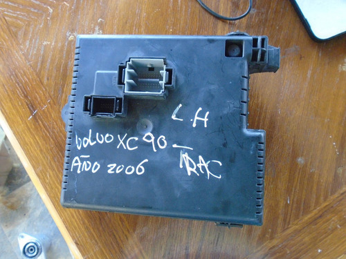 Vendo Caja De Fusible De Volvo Xc90, Año 2003, # 12217799