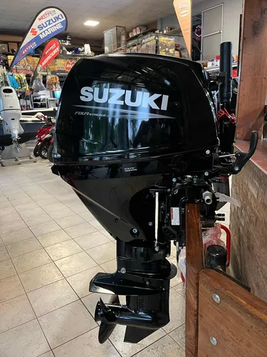 Suzuki Df30s