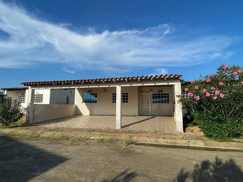 Casa En Venta Urbanización La Estancia- Tipuro