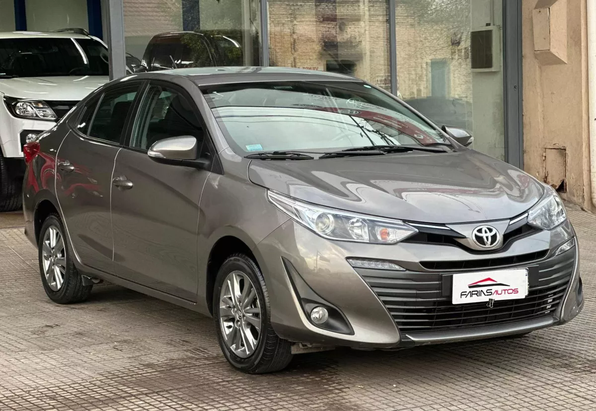 Toyota Yaris 1.5 107cv Xls Cvt