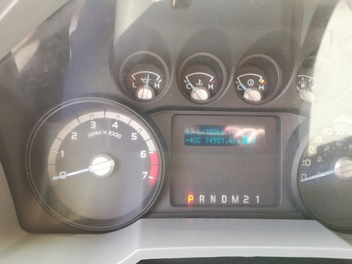 Imagen 12 de 15 de Ford F-350 2016 6.3l Xl 6.2 At