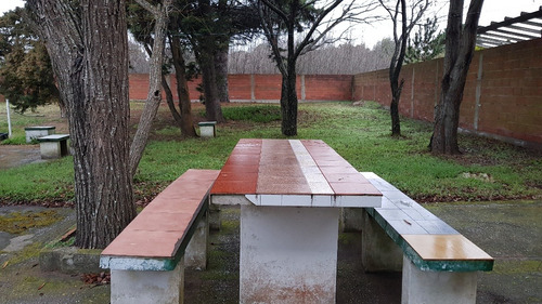 Tres Casas Juntas Con Amplio Parque En Costa Chica