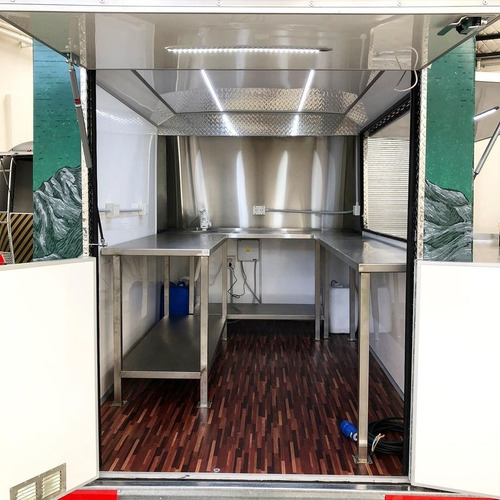 Imagen 9 de 14 de Beer Truck Mactrail
