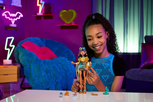 Muñeca Monster High Cleo De Nile Con Mascota Cobra Hissette