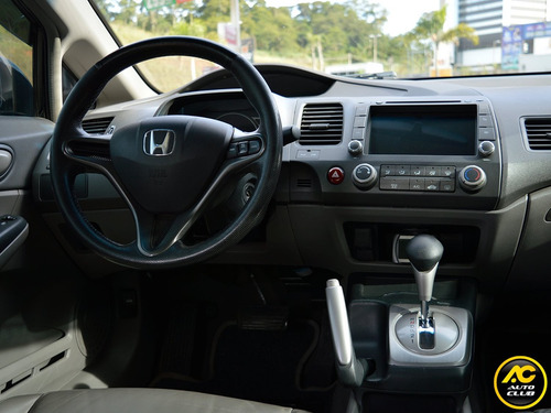 Honda Civic 1.8 Lxs 16v Flex 4p Automático
