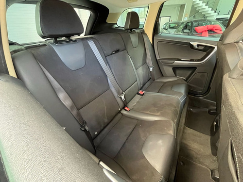 Volvo XC60 2.0 T5 COMFORT FWD TURBO GASOLINA 4P AUTOMÁTICO
