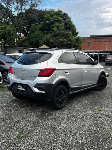Chevrolet Onix 1.4 Ltz 5 p