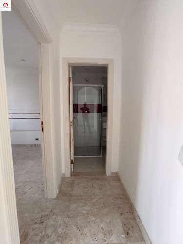Imagem 6 de 16 de Apartamento Á Venda Na Praia Do Tombo - 1 Dormitório - Sacada - Vaga - Próximo Ao Mar - - Ap05878 - 69449103
