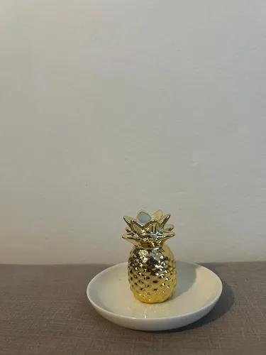 Adorno Porta Joyas Alhajero Piña Dorada