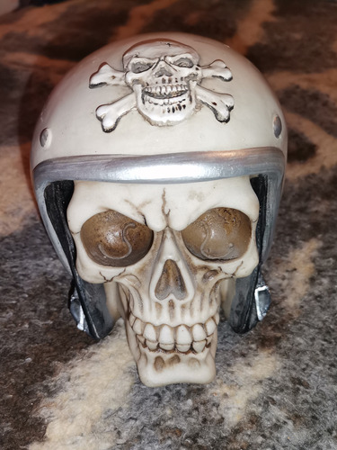 Calavera Decorativa Craneo De Motociclista