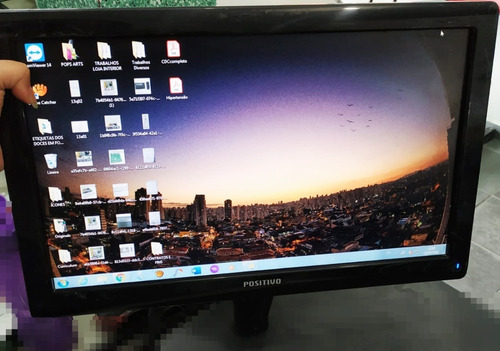 Monitor Positivo 936swa-p C/ Manchas Na Tela E Sem O Pé(6321