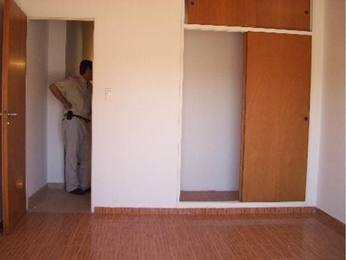 Imagen 9 de 11 de Departamento 3 Ambientes En Caseros, Tres De Febrero