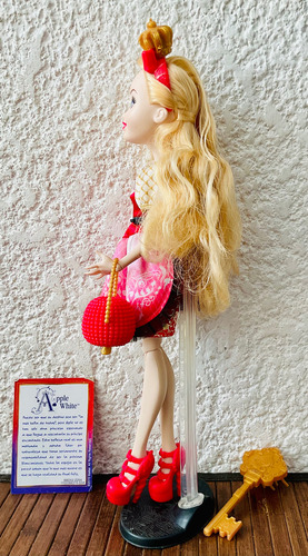 Muñeca Ever After Apple White Hija De Blancanieves (Usado)
