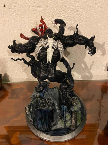 Venom Vs Spiderman (Usado)